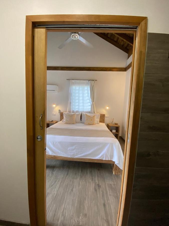 Fare Noanoa Hotel Paea Bagian luar foto