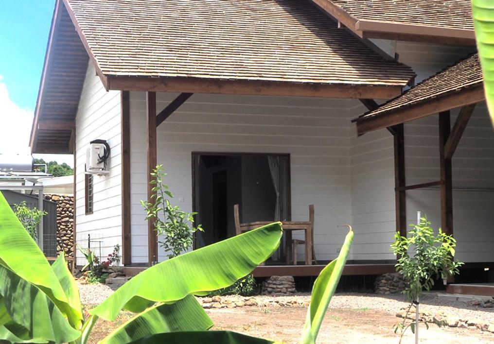 Fare Noanoa Hotel Paea Bagian luar foto