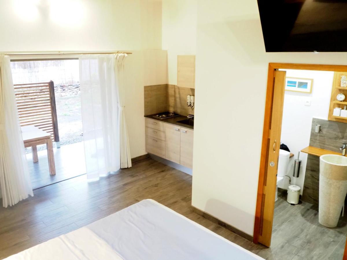 Fare Noanoa Hotel Paea Bagian luar foto