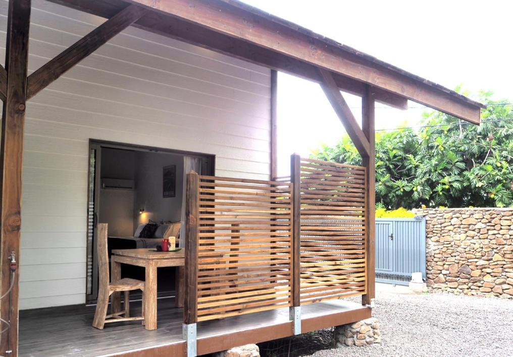 Fare Noanoa Hotel Paea Bagian luar foto